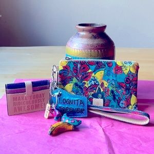 🍌 CONSUELA  WRISTLET 🍌NWT 🍌